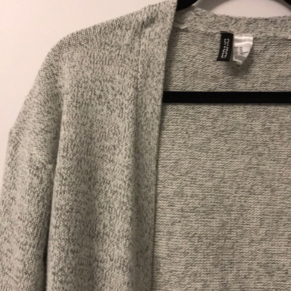 Cardigan - Picture 2 of 3